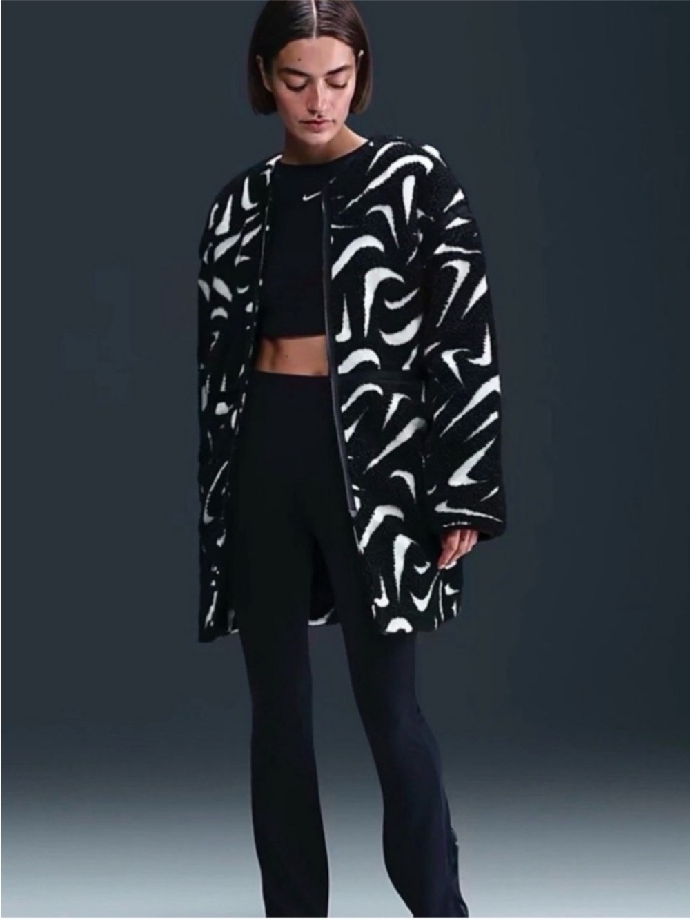 Nike Women's Black & White Graphic Sherpa Jacket NWT